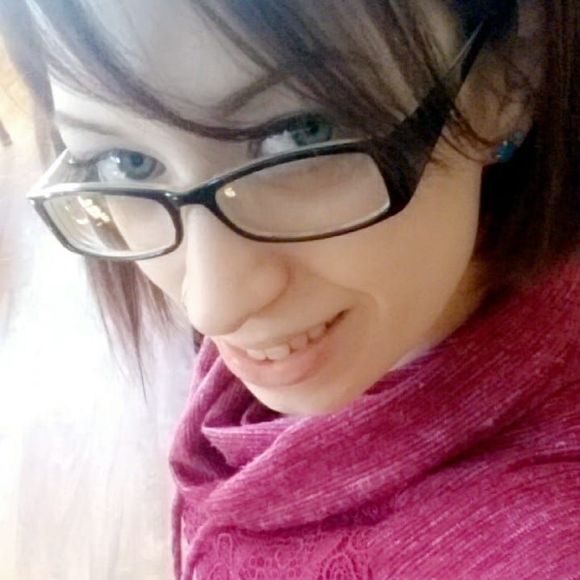 Meet your Posher, Kacie - Picture 1 of 1